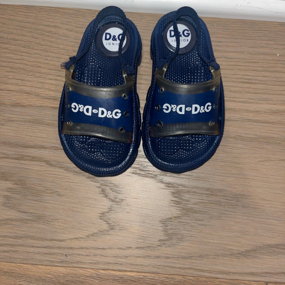 D&G